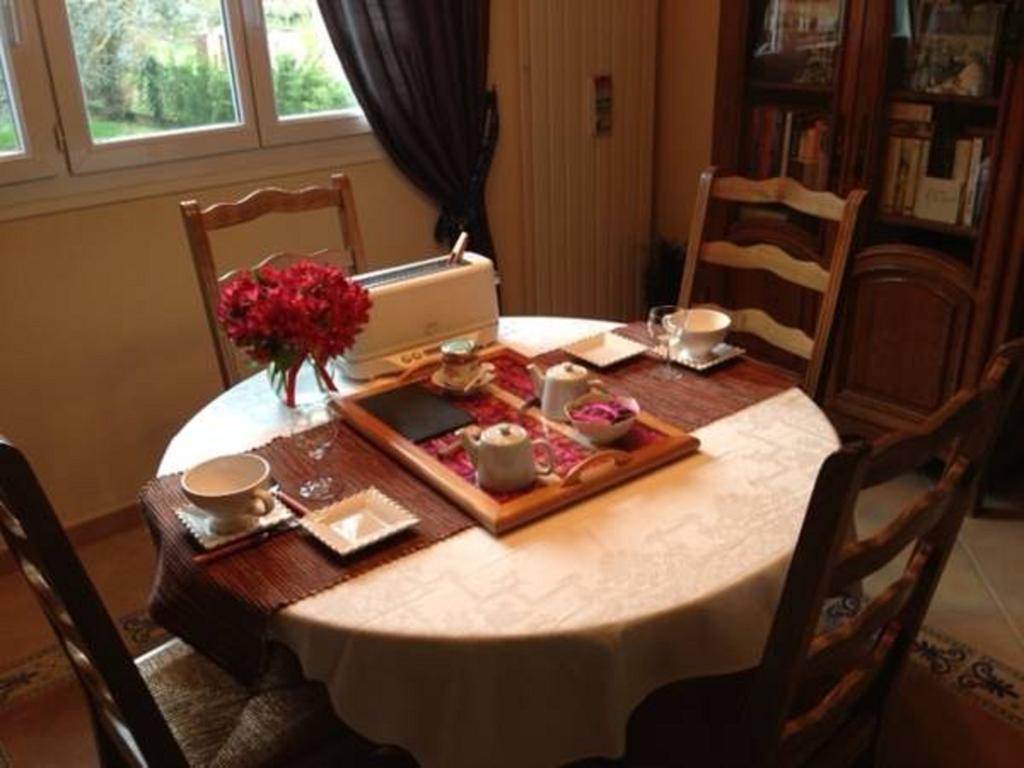 Chambre Crescia Vernouillet  Екстер'єр фото